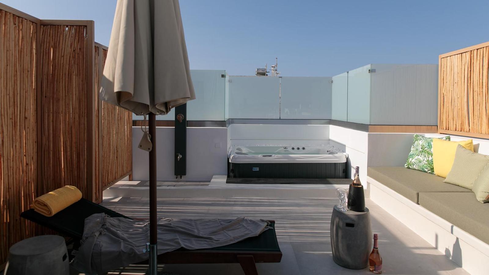 "Makava Suites" Your Luxe Urban Sanctuary Naxos City المظهر الخارجي الصورة